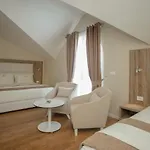 Kompleksi Exalco-al Hotel Barbullush