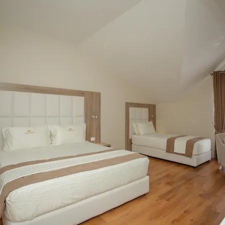 Kompleksi Exalco-al מלון Barbullush