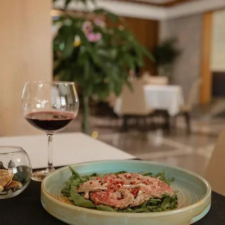 Kompleksi Exalco-al 4*