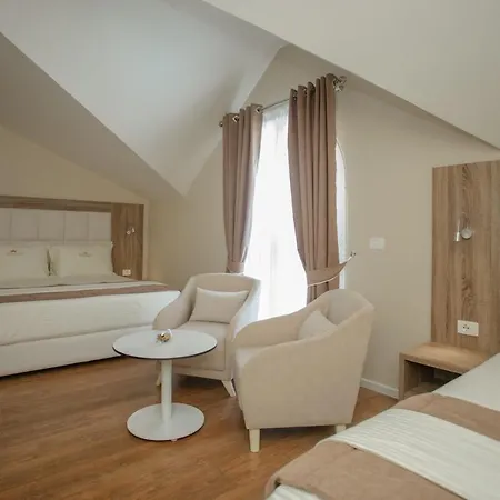 Kompleksi Exalco-al Hotel Barbullush