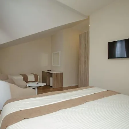 Kompleksi Exalco-al מלון