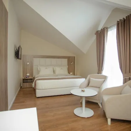 Hotel Kompleksi Exalco-al 4*