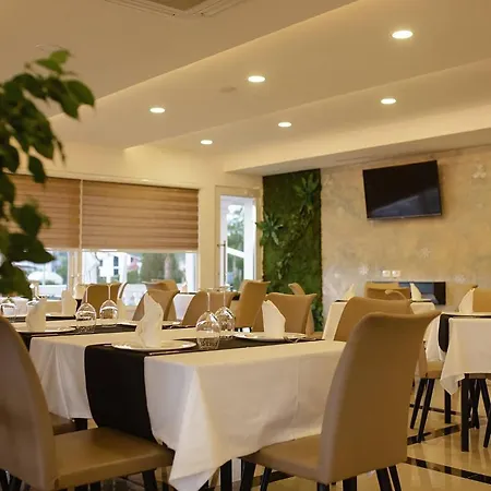 Kompleksi Exalco-al מלון