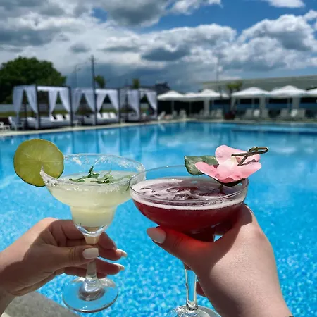 Kompleksi Exalco-al 4* Barbullush