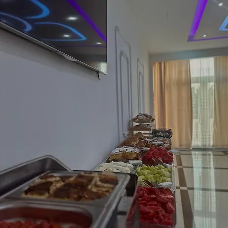 מלון Kompleksi Exalco-al