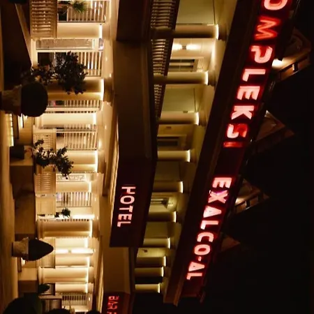 מלון Kompleksi Exalco-al Barbullush