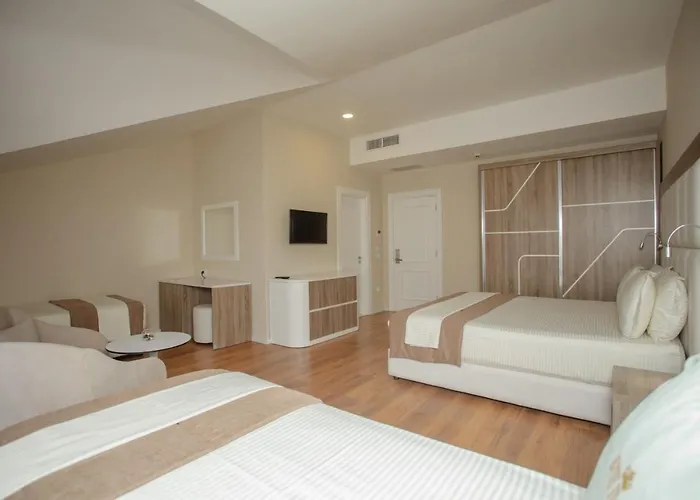 Kompleksi Exalco-al Hotel Barbullush