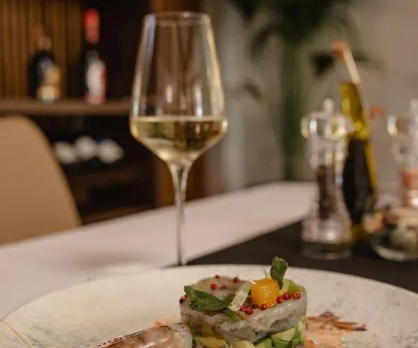 Hotel Kompleksi Exalco-al