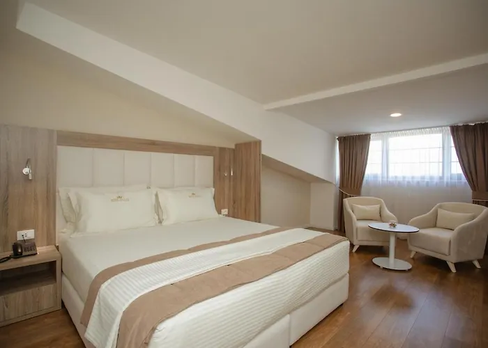 Kompleksi Exalco-al 4*