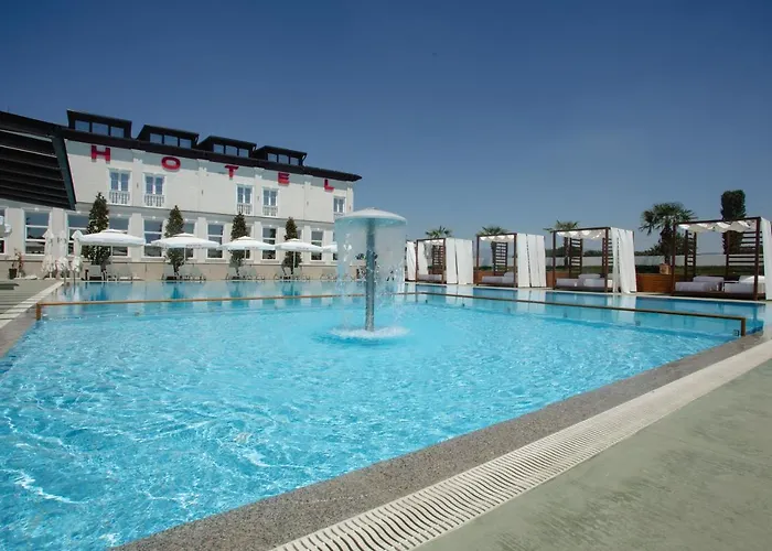 Kompleksi Exalco-al 4* Barbullush