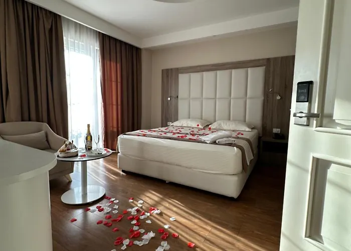 Kompleksi Exalco-al 4* Barbullush